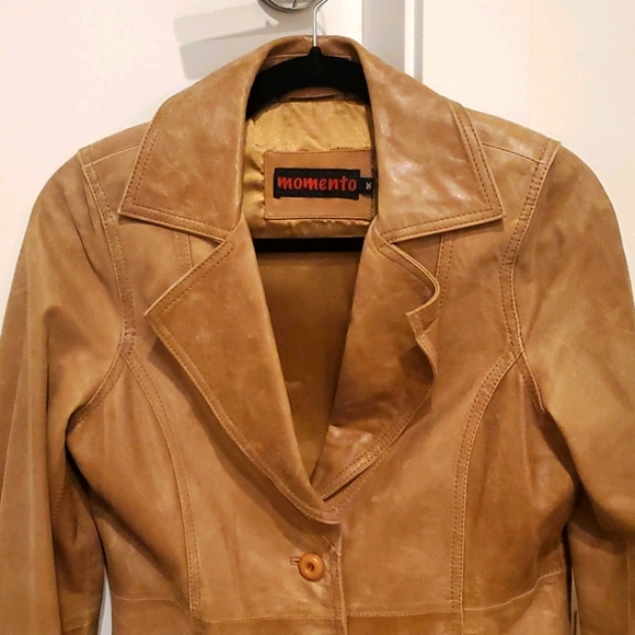 Tan leather jacket - Picture 1 of 3